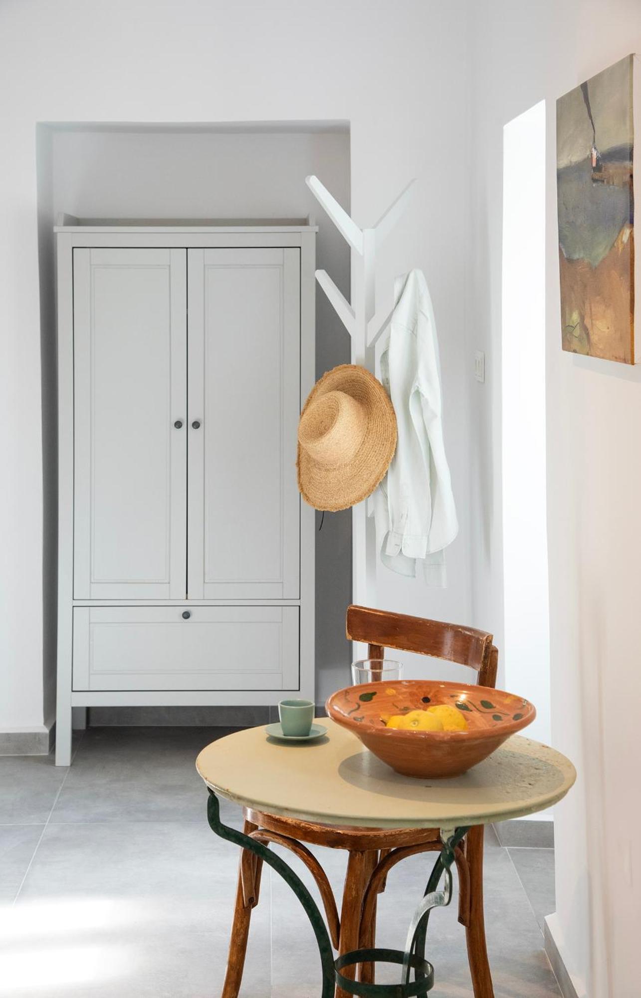 Chora Aegina'S Apartments Exterior photo