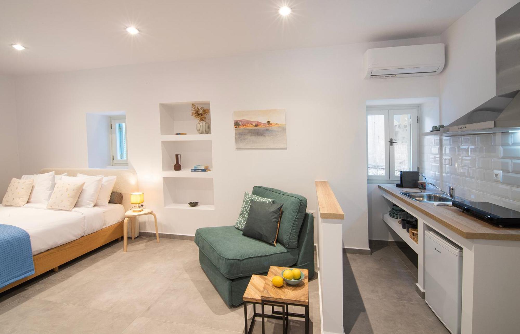 Chora Aegina'S Apartments Exterior photo