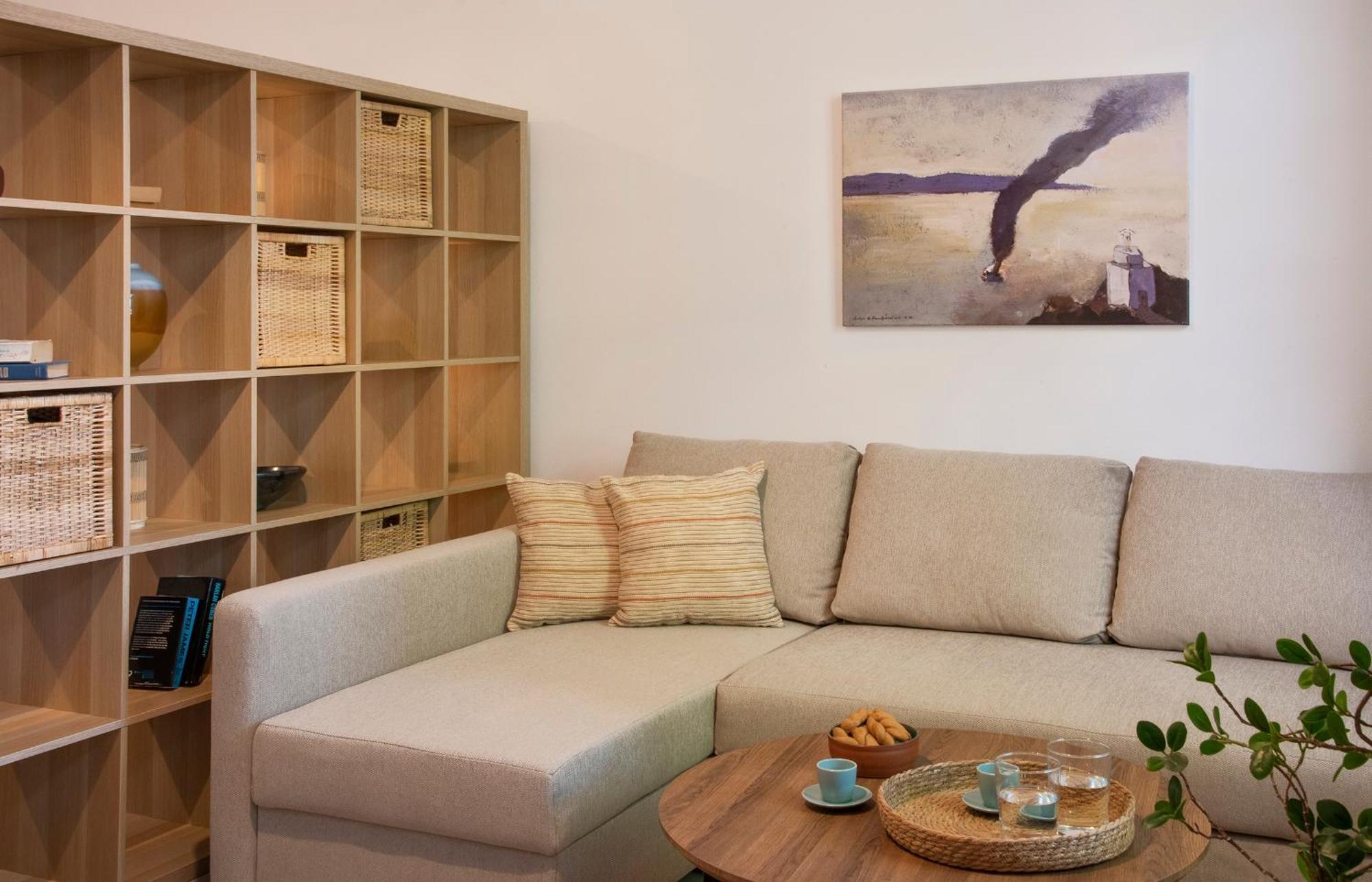 Chora Aegina'S Apartments Exterior photo